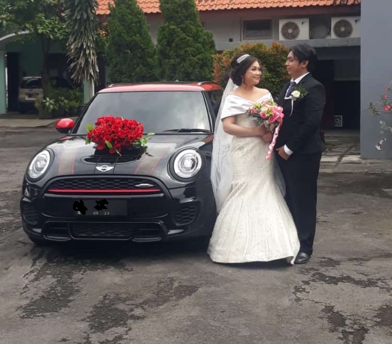 Sewa Rolls Royce Surabaya